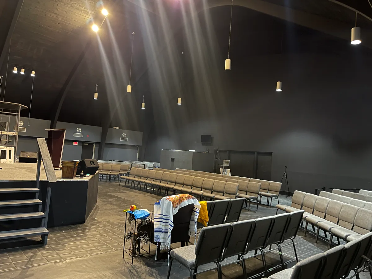 Versatile Event Space for Rent in Palm Bay, FL, 790 sqm, corporate event, pop-up rental, second interior view