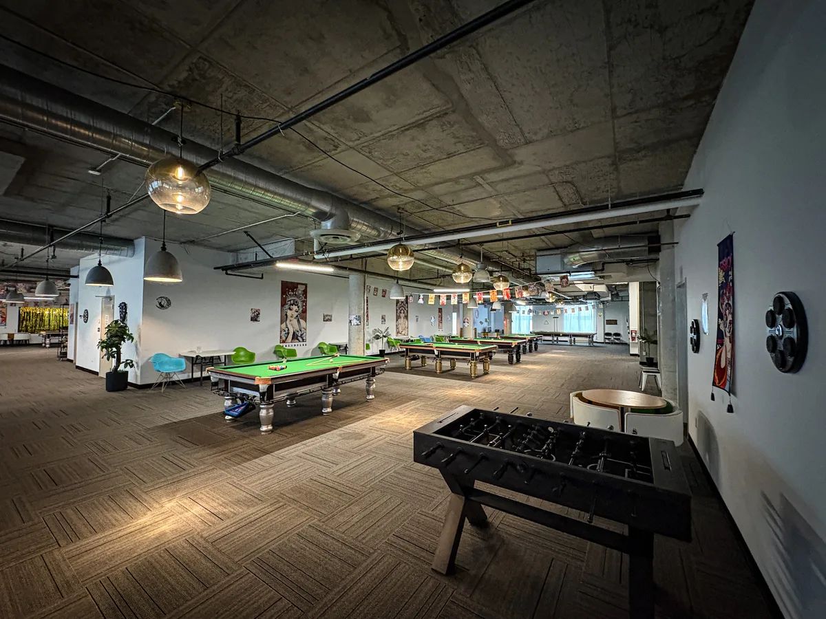 Versatile Event Space for Up to 500 Guests, 1858 sqm, corporate event, pop-up rental in Montréal