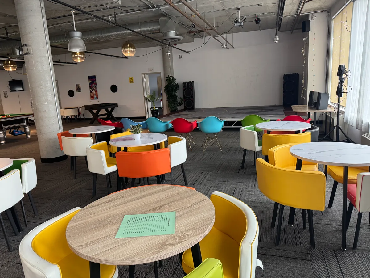 Versatile Event Space for Up to 500 Guests, 1858 sqm, corporate event, pop-up rental in Montréal, second interior view