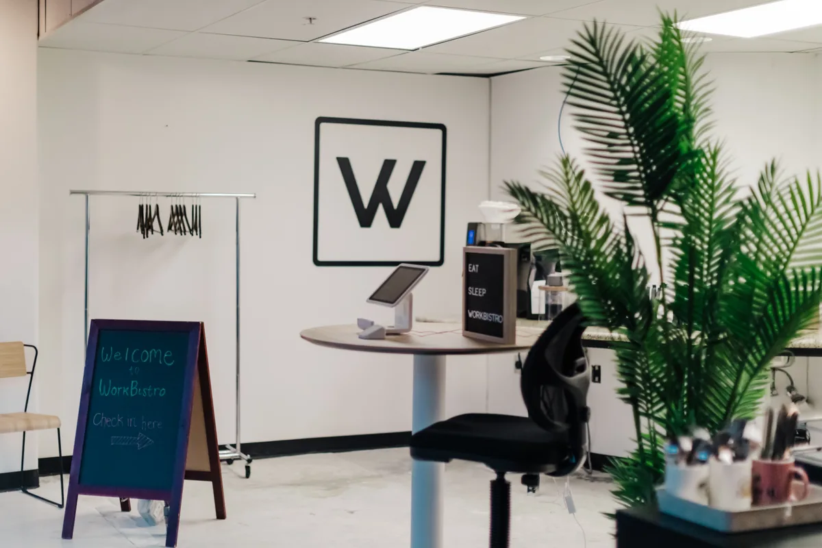 Versatile Event Space in Berkeley, 204 sqm, showroom presentation, pop-up rental, third interior view