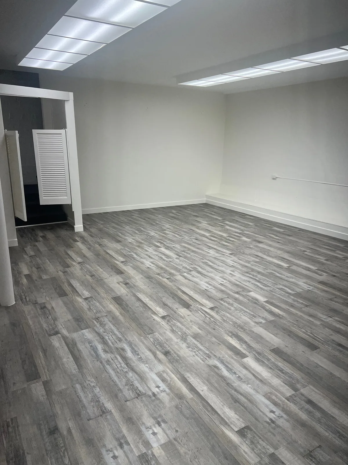 Versatile Event Space in Inglewood, 186 sqm, pop up store, second interior view