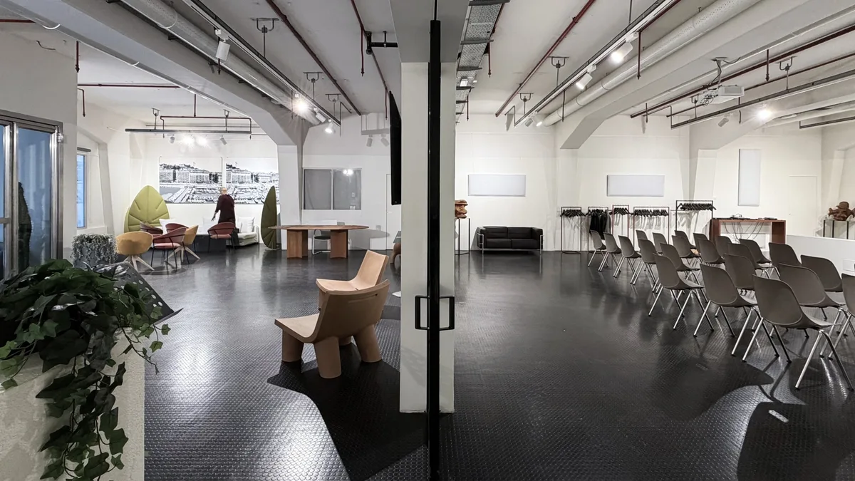 Versatile Event Space in Milan - Modern Industrial Style, 225 sqm, pop up store in Milano