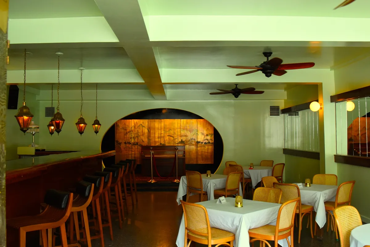 Versatile Event Space in Mile End, 279 sqm, photo shoot, pop-up rental in Montréal, additional interior view