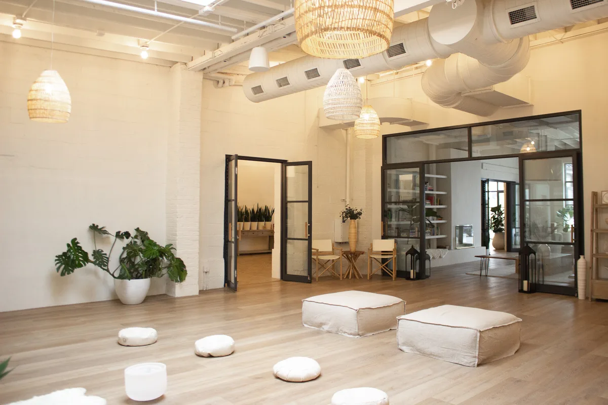 Versatile Event Space in Montclair, NJ, 1394 sqm, corporate event, pop-up rental, second interior view