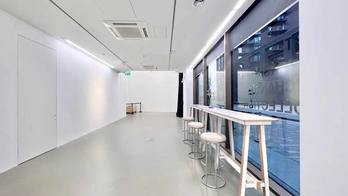Versatile Event Space in New Union Square, 650 sqm, art exhibition, pop-up rental in Greater London, interior view