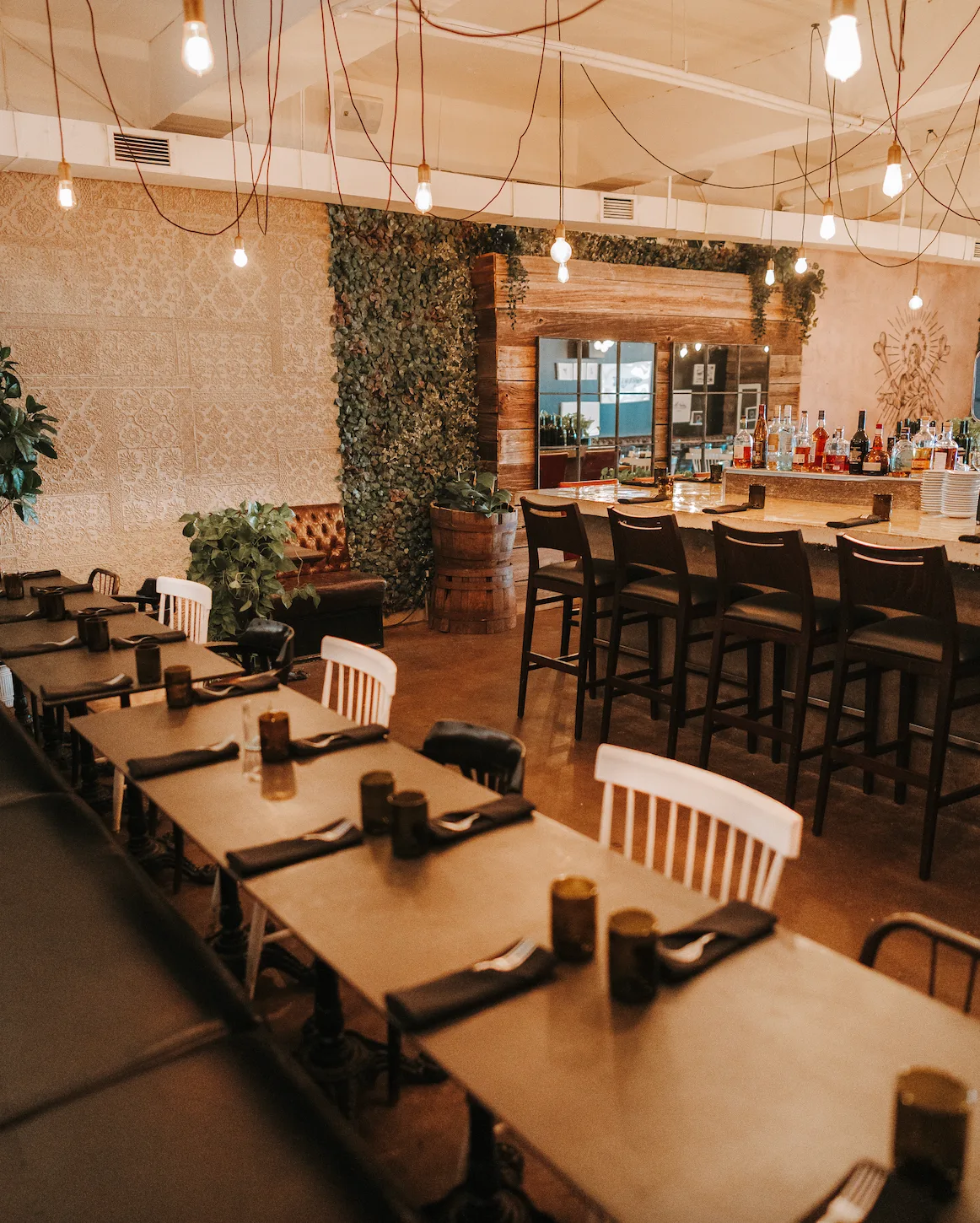 Versatile Event Space on Dundas West, 186 sqm, product launch, pop-up rental in Toronto, second interior view