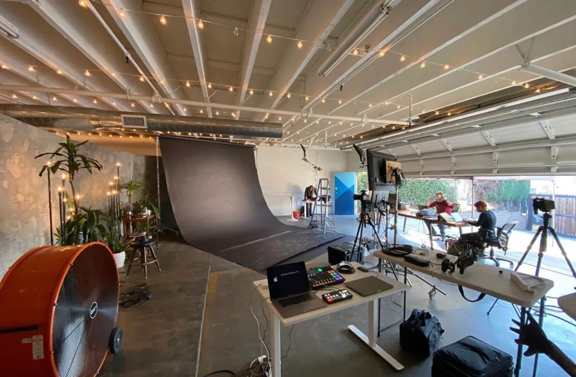 Versatile Event Space with Audio-Visual Capabilities, 325 sqm, photo shoot, pop-up rental in Los Angeles
