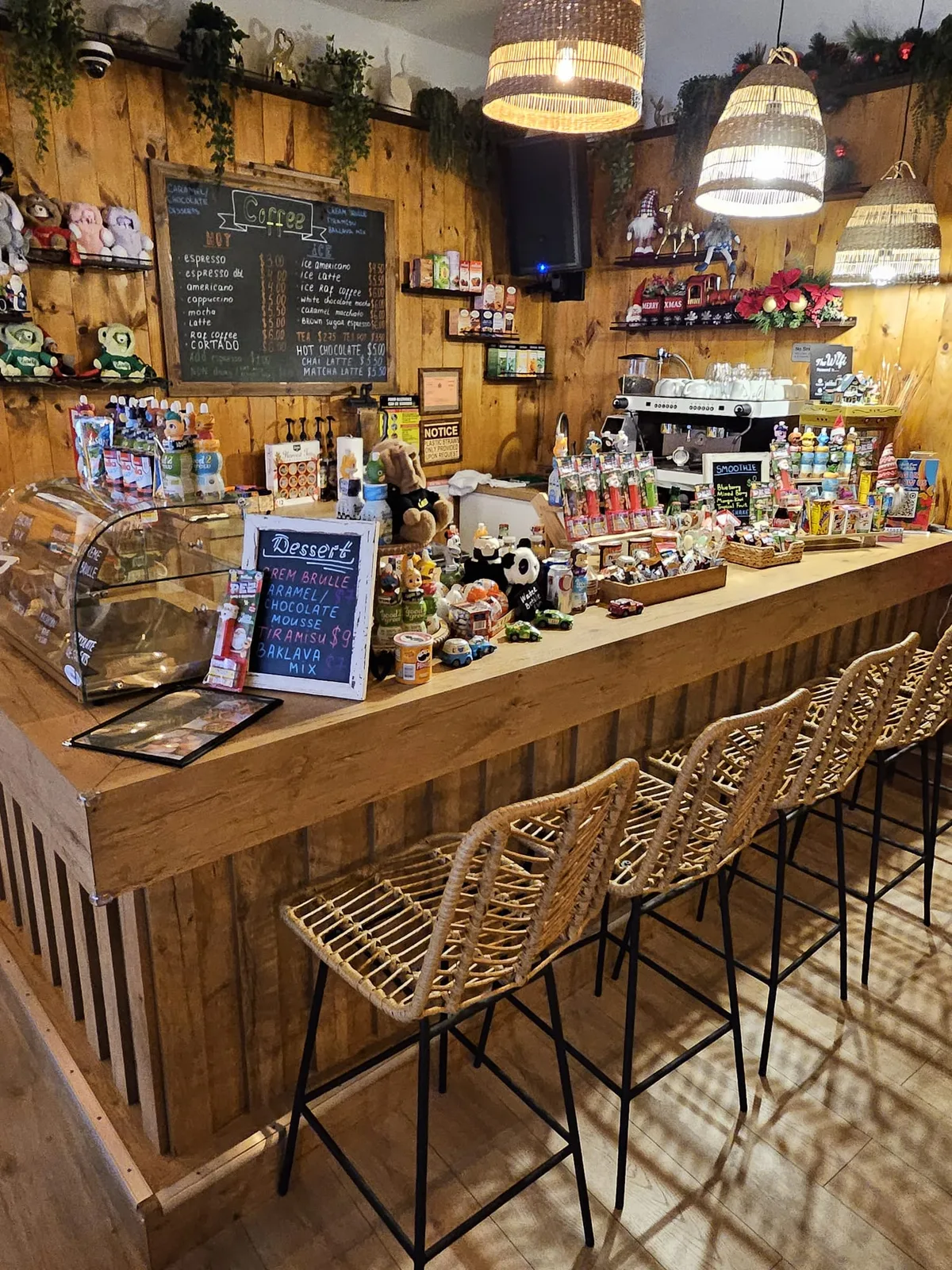 Versatile Event Space with Bar and Entertainment Amenities, 167 sqm, corporate event, pop-up rental in Brooklyn, third inter…