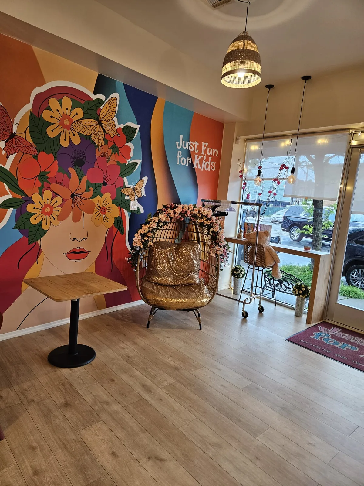 Versatile Event Space with Bar and Entertainment Amenities, 167 sqm, corporate event, pop-up rental in Brooklyn, additional…