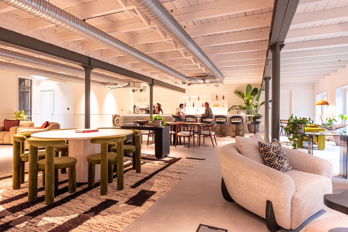 Versatile Event Space with Bar and Lounge, 227 sqm, private event, pop-up rental in Amsterdam, additional interior view