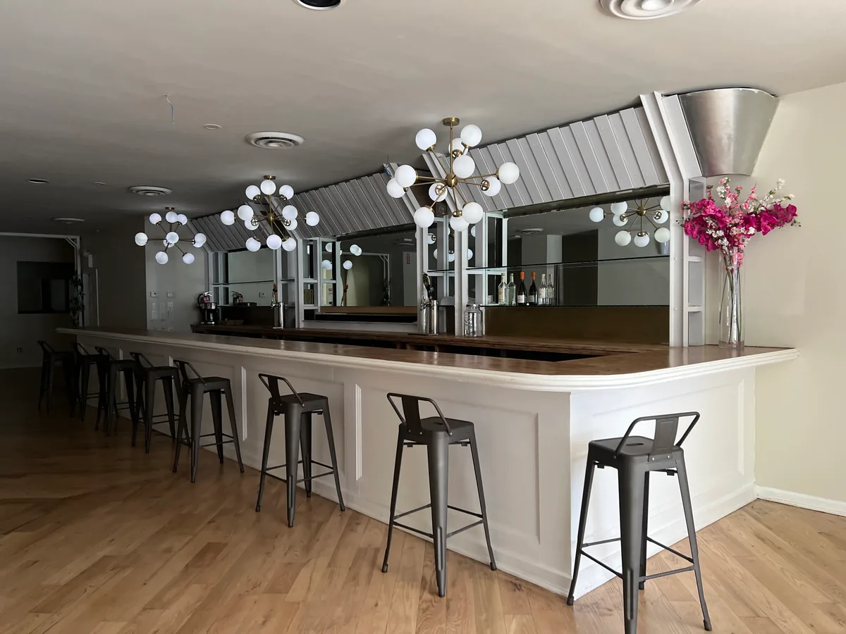 Versatile Event Space with Bar and Open Layout, 177 sqm, private event, pop-up rental in Brooklyn
