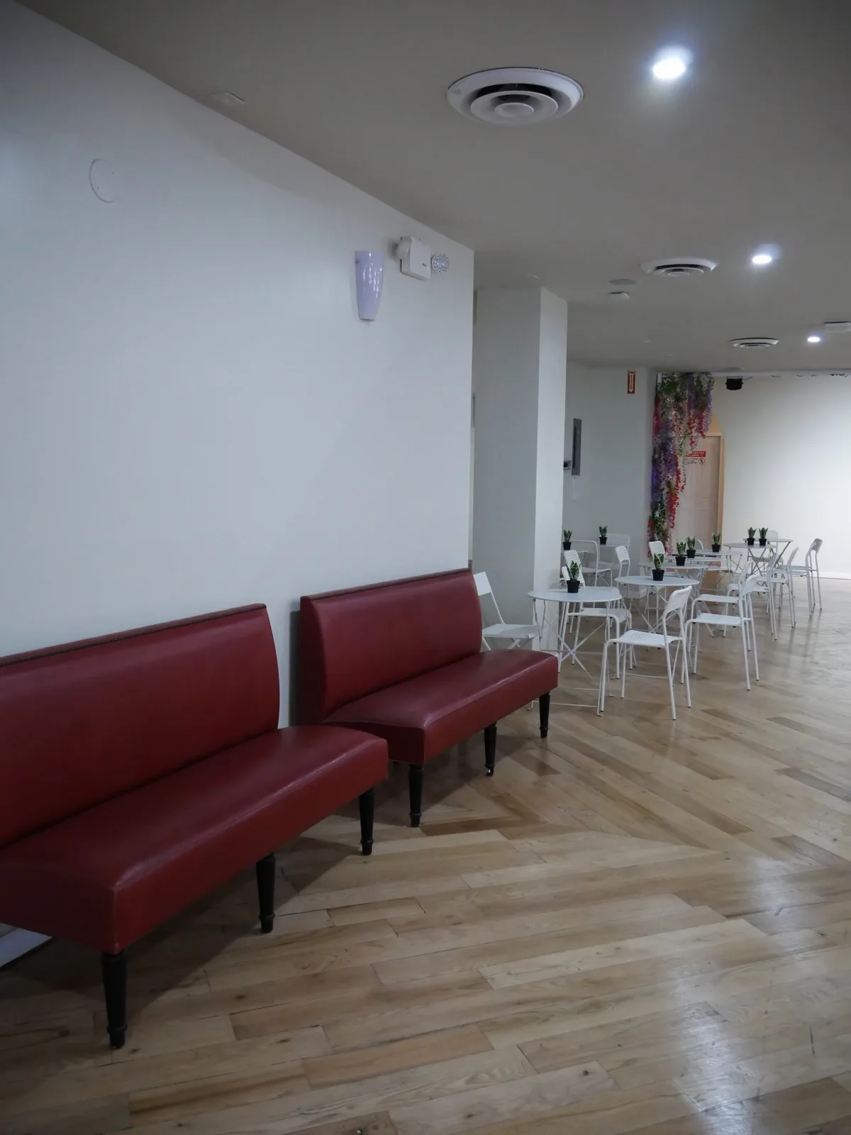 Versatile Event Space with Bar and Open Layout, 177 sqm, private event, pop-up rental in Brooklyn, third interior view