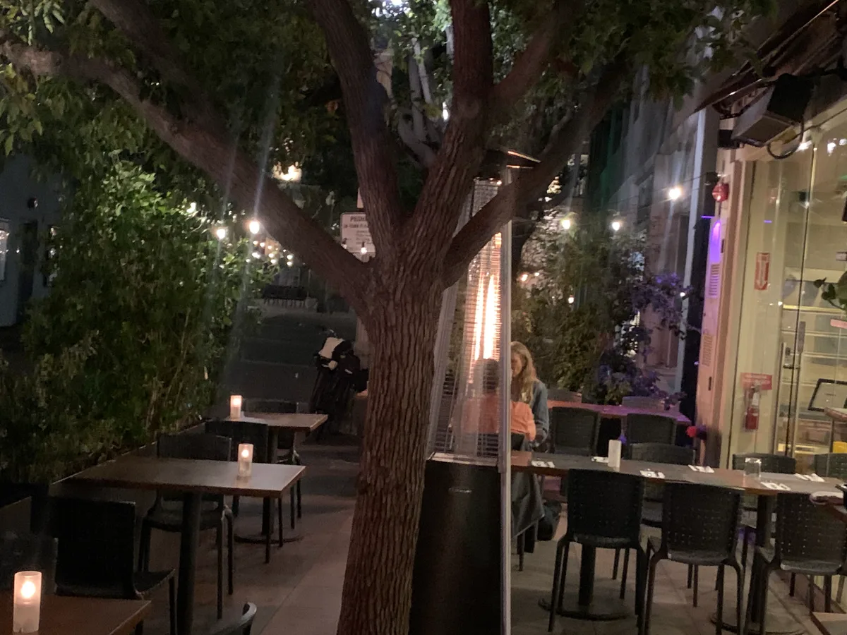 Versatile Event Space with Italian Cuisine, 112 sqm, private event, pop-up rental in Culver City, third interior view