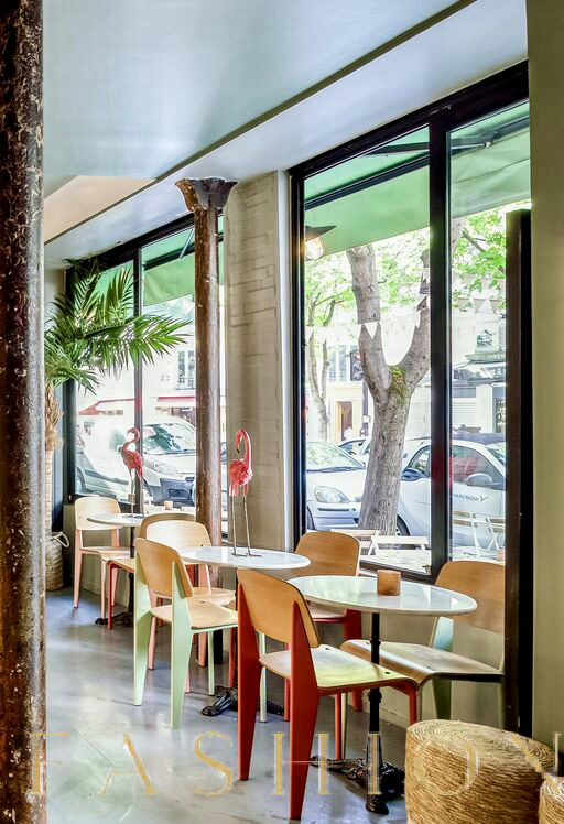 Versatile Event Space with Restaurant and Bar, 60 sqm, cocktail reception, pop-up rental in Paris, additional interior view