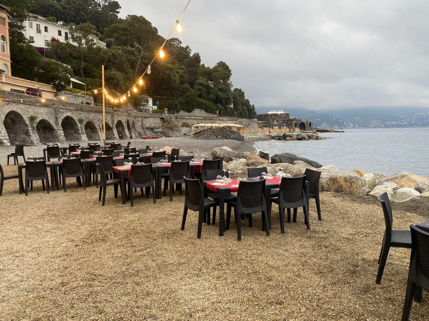 Versatile Event Space with Top Amenities, 1000 sqm, wedding, pop-up rental in Pedale, second interior view