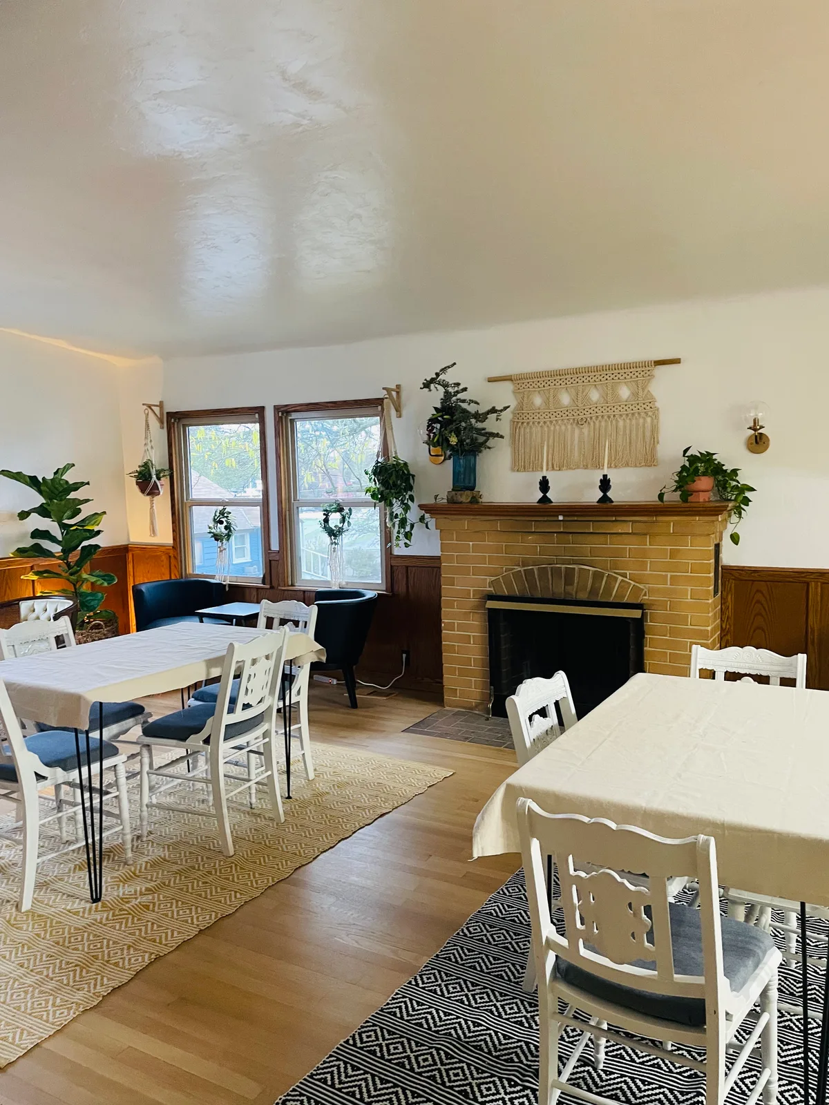 Versatile Event Spaces in Old Fair Oaks Village, 465 sqm, retail activation, pop-up rental, additional interior view