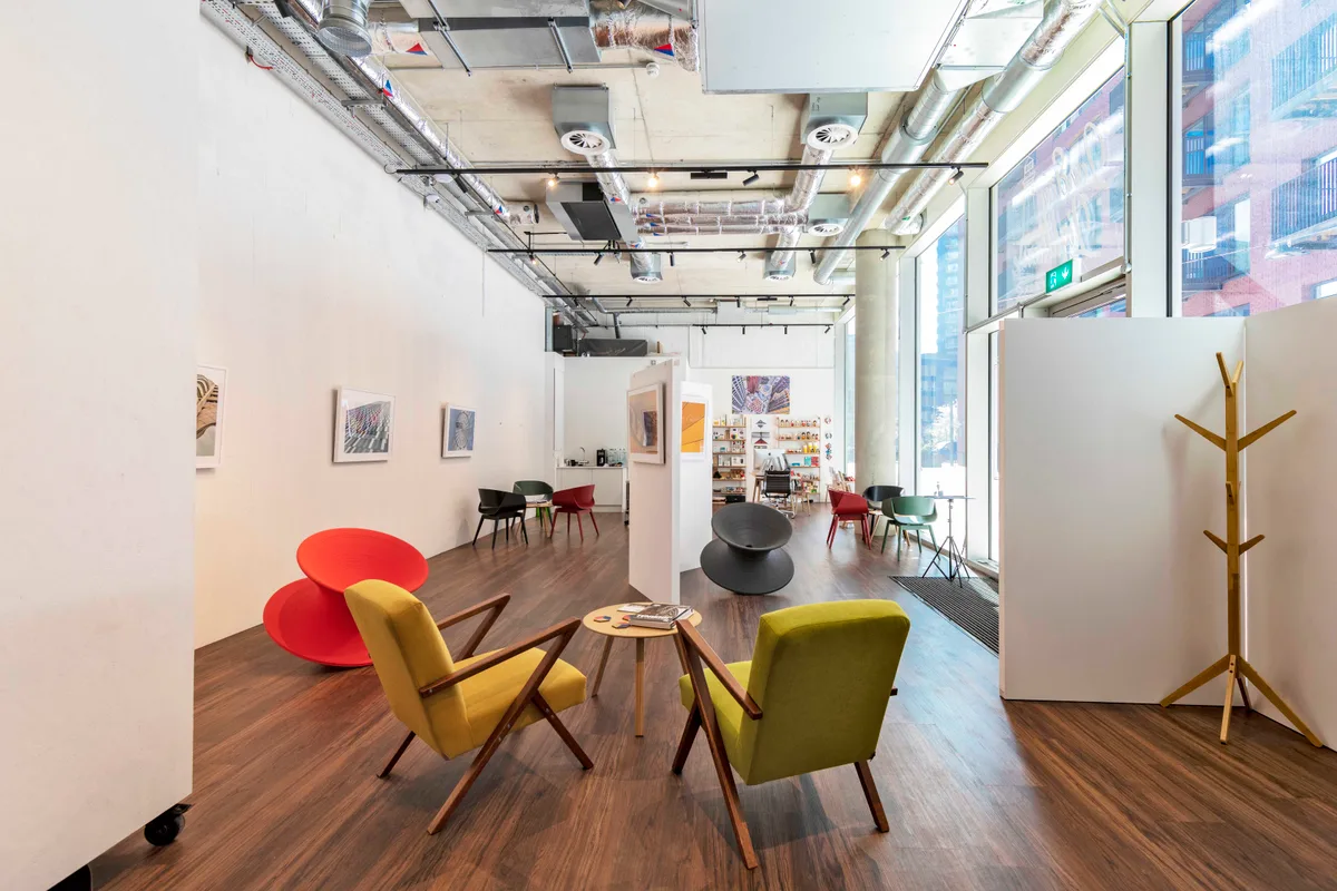 Versatile Gallery and Studio Space on London City Island, 102 sqm, art exhibition, pop-up rental