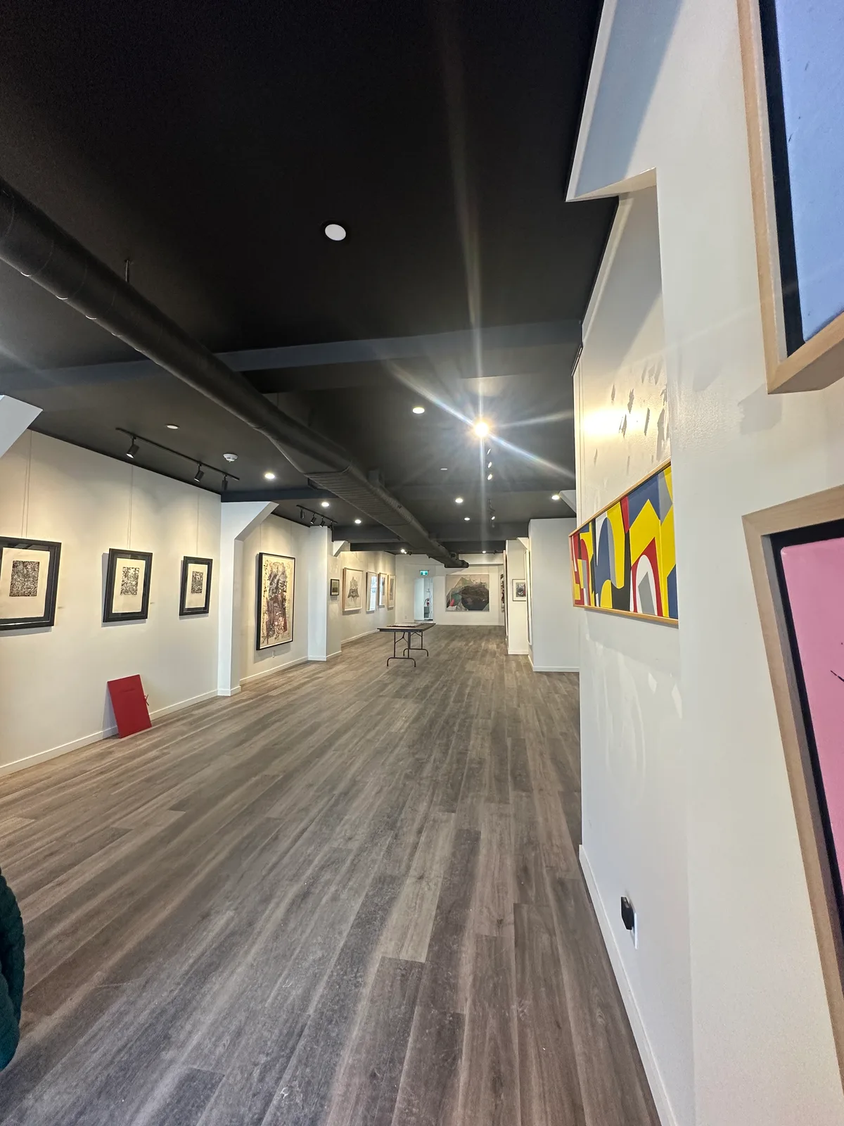 Versatile Gallery Space for Rent, 186 sqm, art exhibition, pop-up rental in Westmount