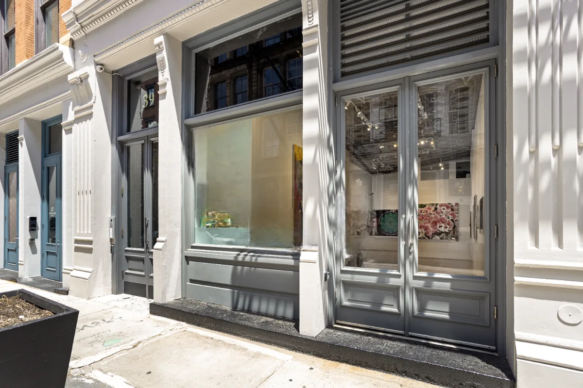 Versatile Gallery Space in Tribeca for Events and Art, 76 sqm, private event, pop-up rental in New York, second interior view