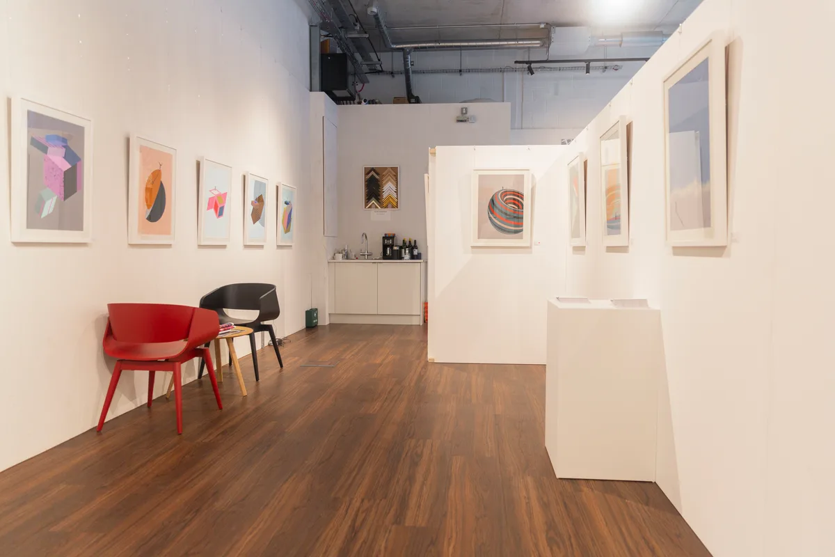 Versatile Gallery Space with Shop and Amenities, 72 sqm, art exhibition, pop-up rental in Greater London, second interior vi…