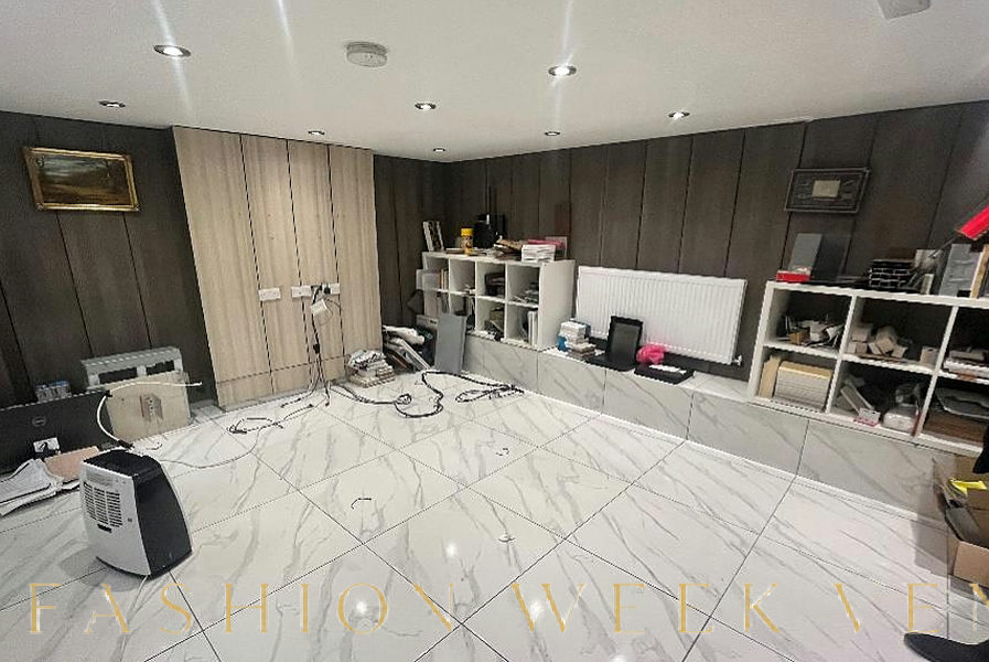 Versatile Ground Floor Commercial Unit in Greenwich, 62 sqm, pop up store in Greater London
