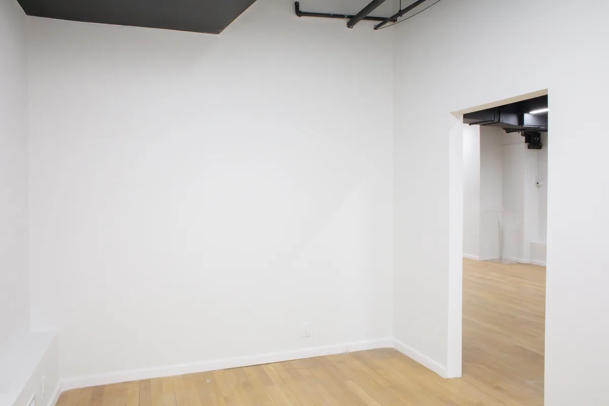 Versatile Ground Floor Space for Art and Fashion Events, 204 sqm, art exhibition, pop-up rental in New York