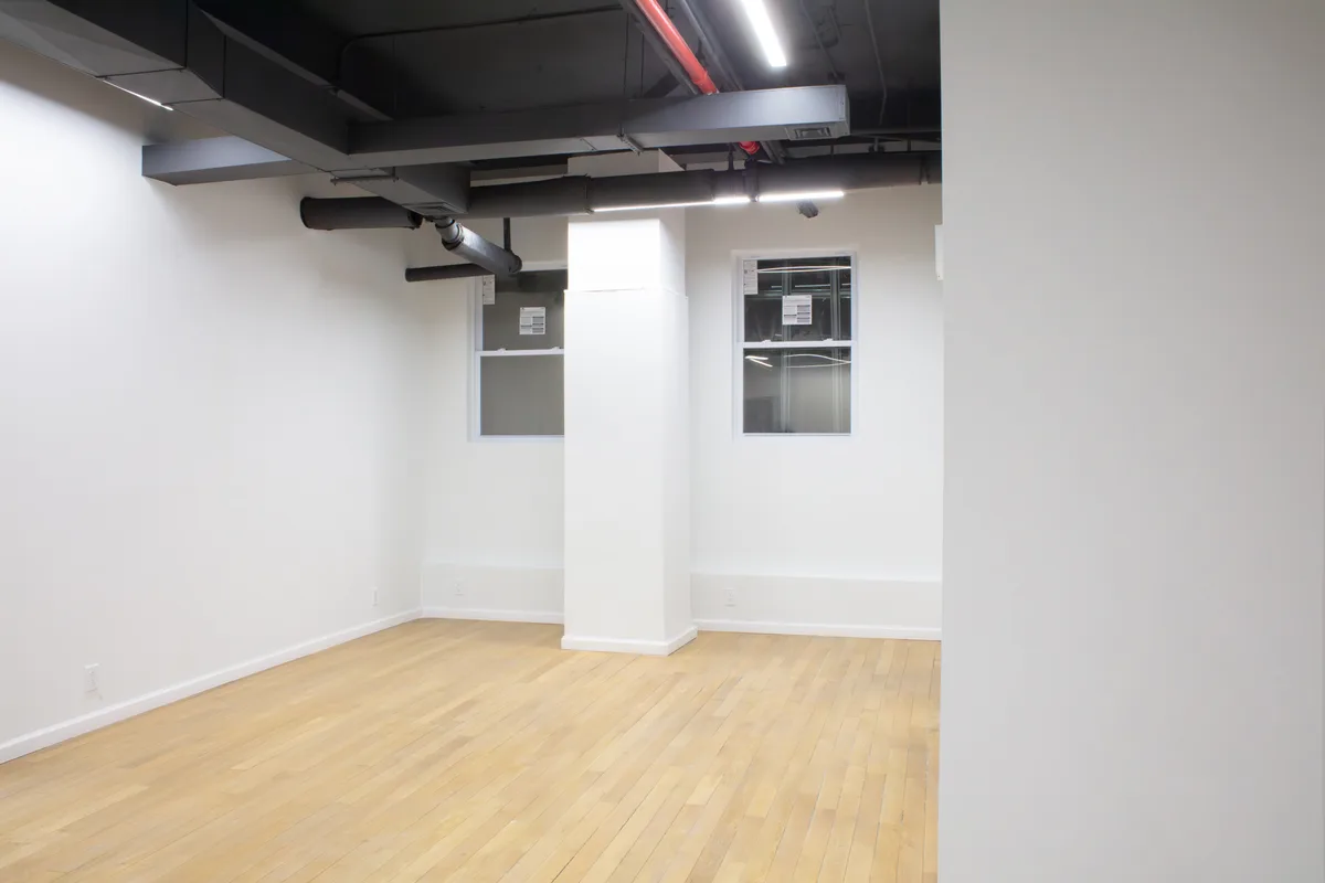 Versatile Ground Floor Space for Art and Fashion Events, 204 sqm, art exhibition, pop-up rental in New York, interior view