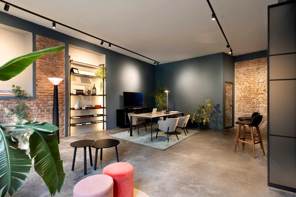 Versatile Ground Floor Space for Events and Showrooms, 150 sqm, pop up store in Milano, interior view