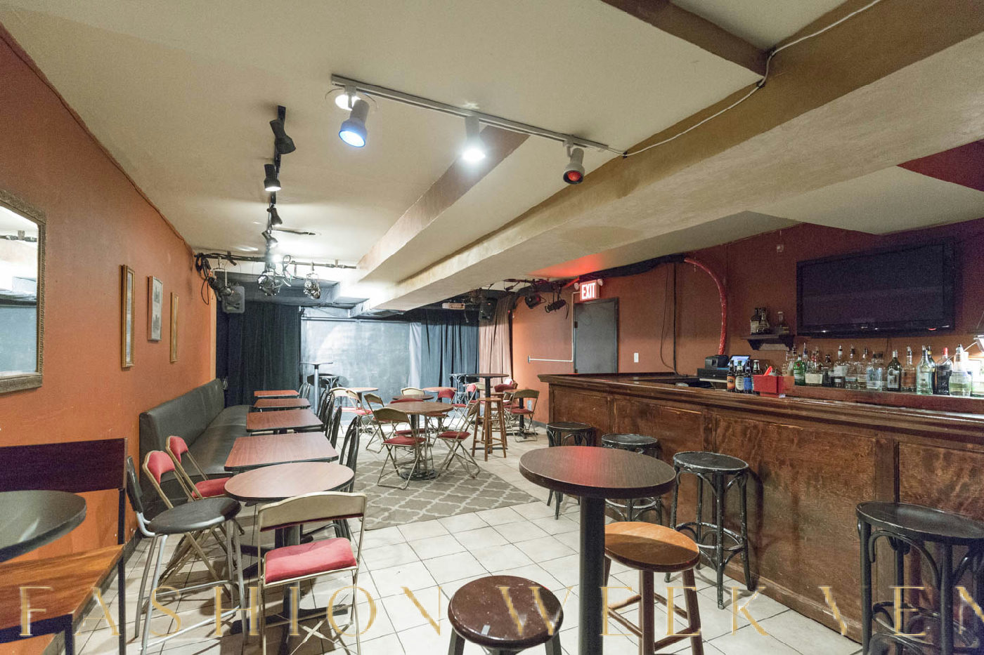 Versatile Historical Performing Arts Venue in West SoHo, 93 sqm, private event, pop-up rental in New York