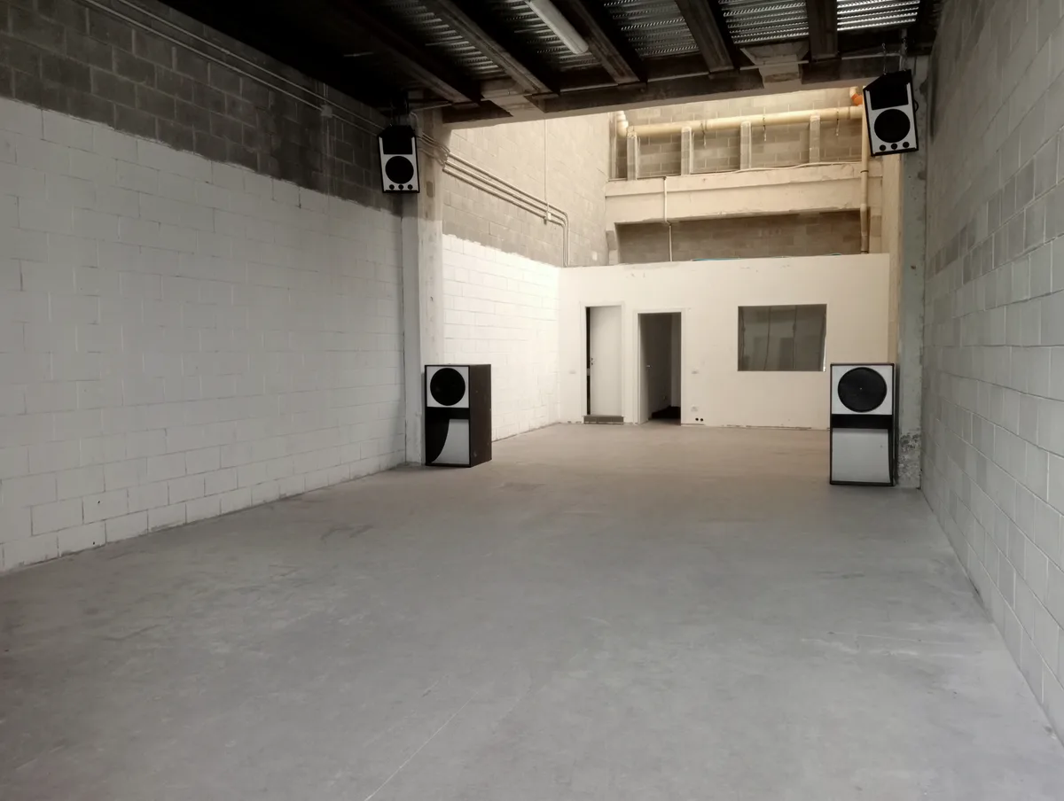 Versatile Industrial Space for Events and Exhibitions, 160 sqm, art exhibition, pop-up rental in Milano