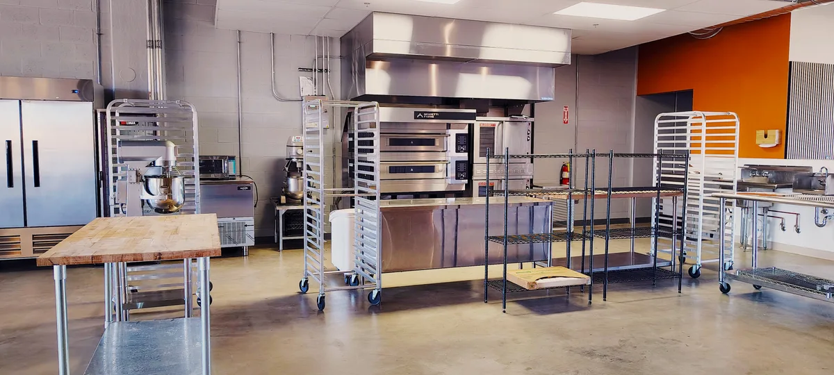 Versatile Kitchen Showroom and Food Production Space, 42 sqm, pop up store in Aurora, interior view