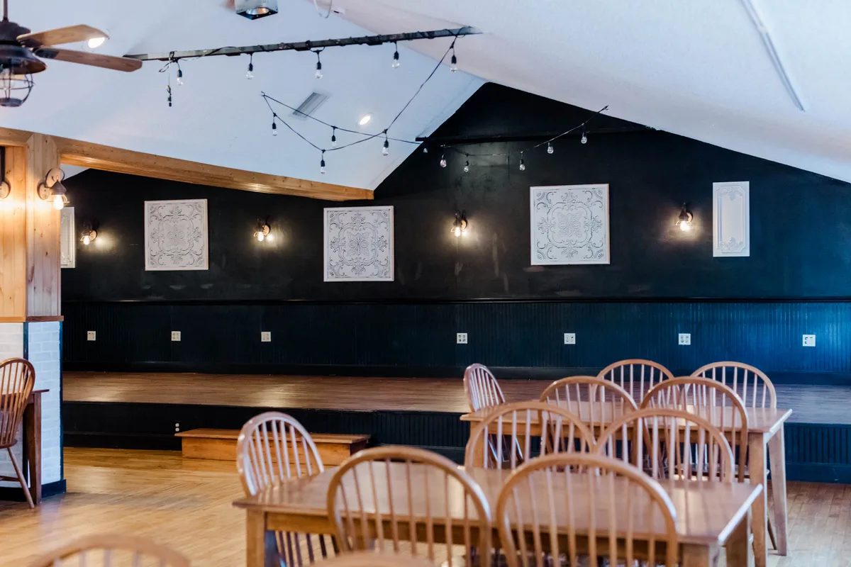 Versatile Lakeside Event Venue for Any Occasion, 279 sqm, corporate event, pop-up rental in Lake Butler, interior view