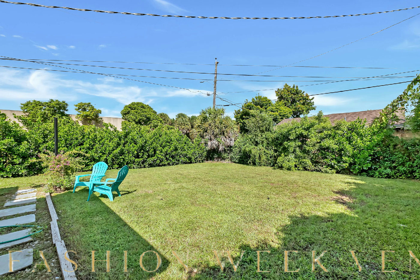 Versatile Large Lawn Space for Creative Use, 372 sqm, art exhibition, pop-up rental in Miami