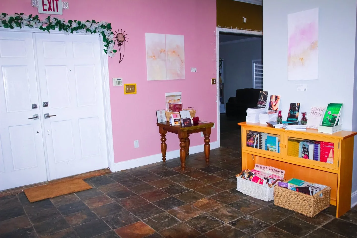 Versatile Literary House and Event Space in Atlanta — 4