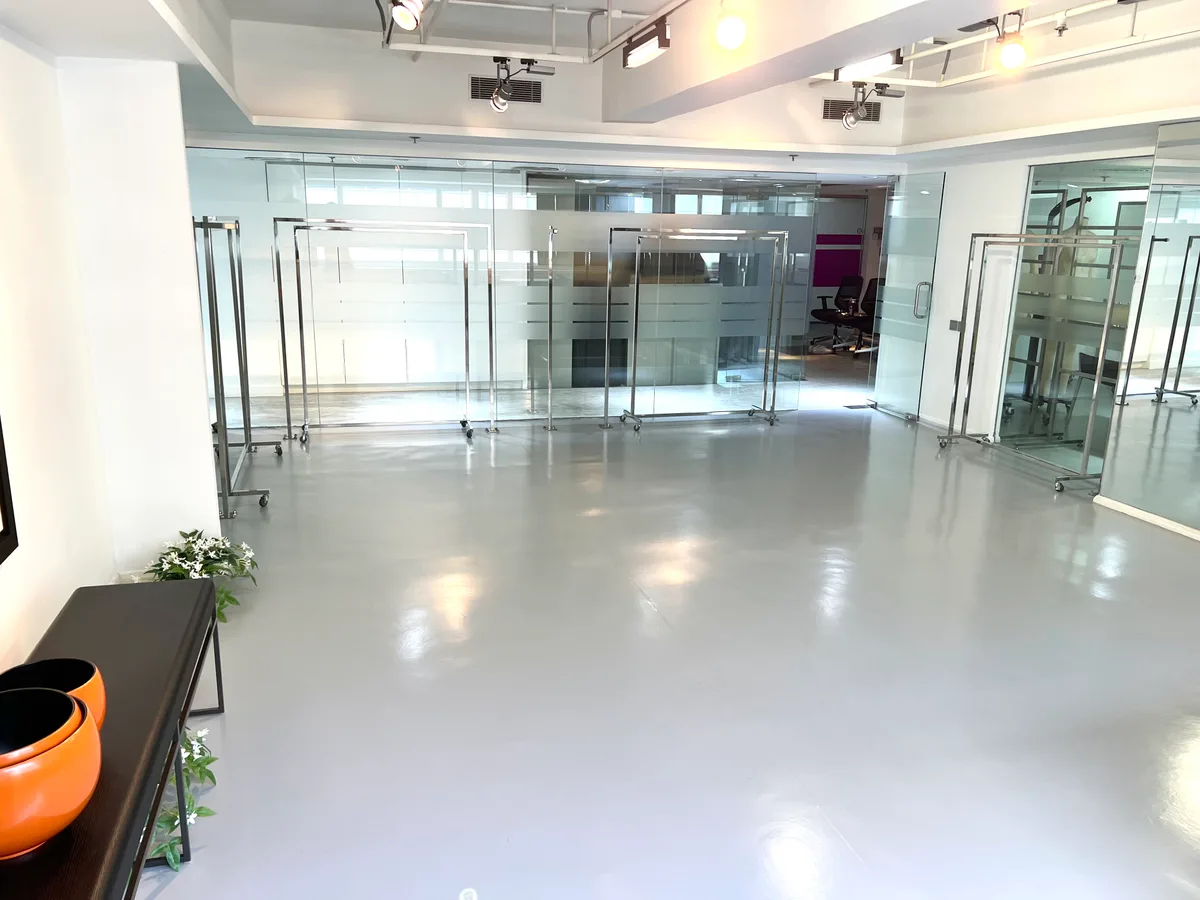 Versatile Loft-Style Photo Studio for Creative Professionals, 279 sqm, photo shoot, pop-up rental