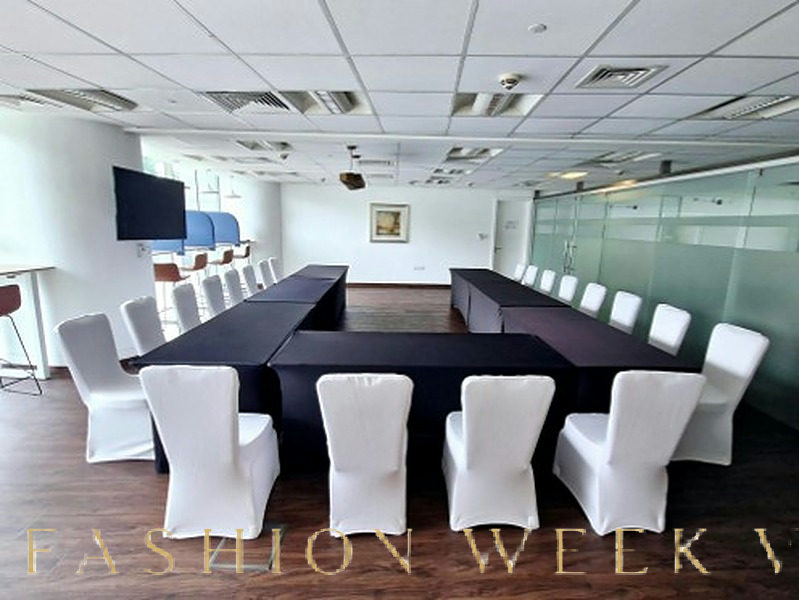 Versatile Meeting Room with F&B Services, 120 sqm, corporate event, pop-up rental in Dubai