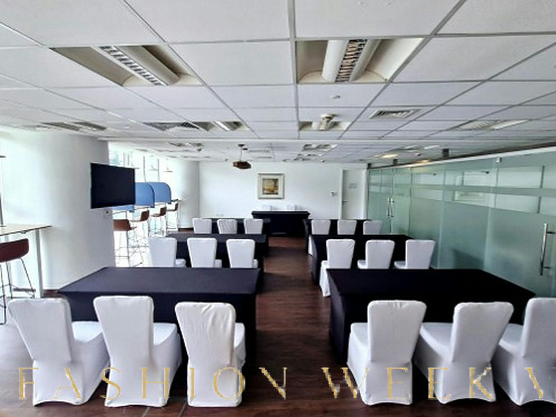 Versatile Meeting Room with F&B Services, 120 sqm, corporate event, pop-up rental in Dubai, second interior view