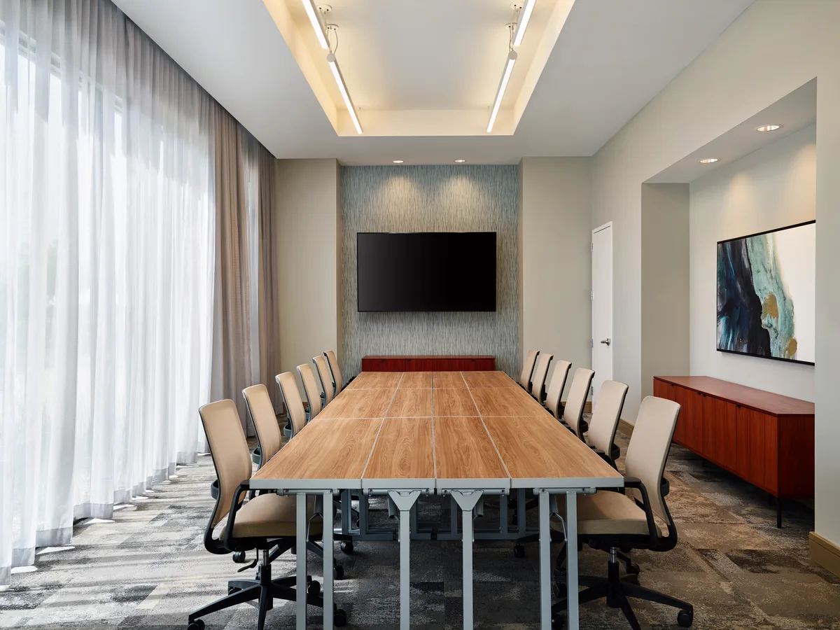 Versatile Meeting Space in Nashville, 132 sqm, corporate event, pop-up rental, additional interior view