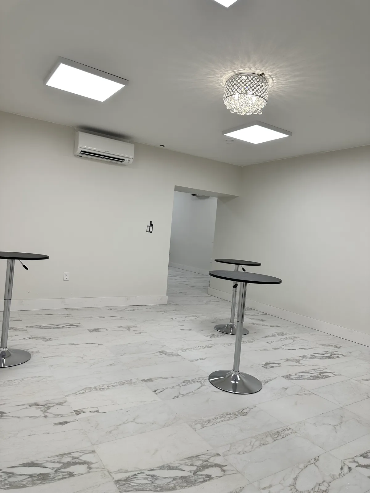 Versatile Multi-Purpose Space for Various Events, 153 sqm, networking event, pop-up rental in Brooklyn, second interior view
