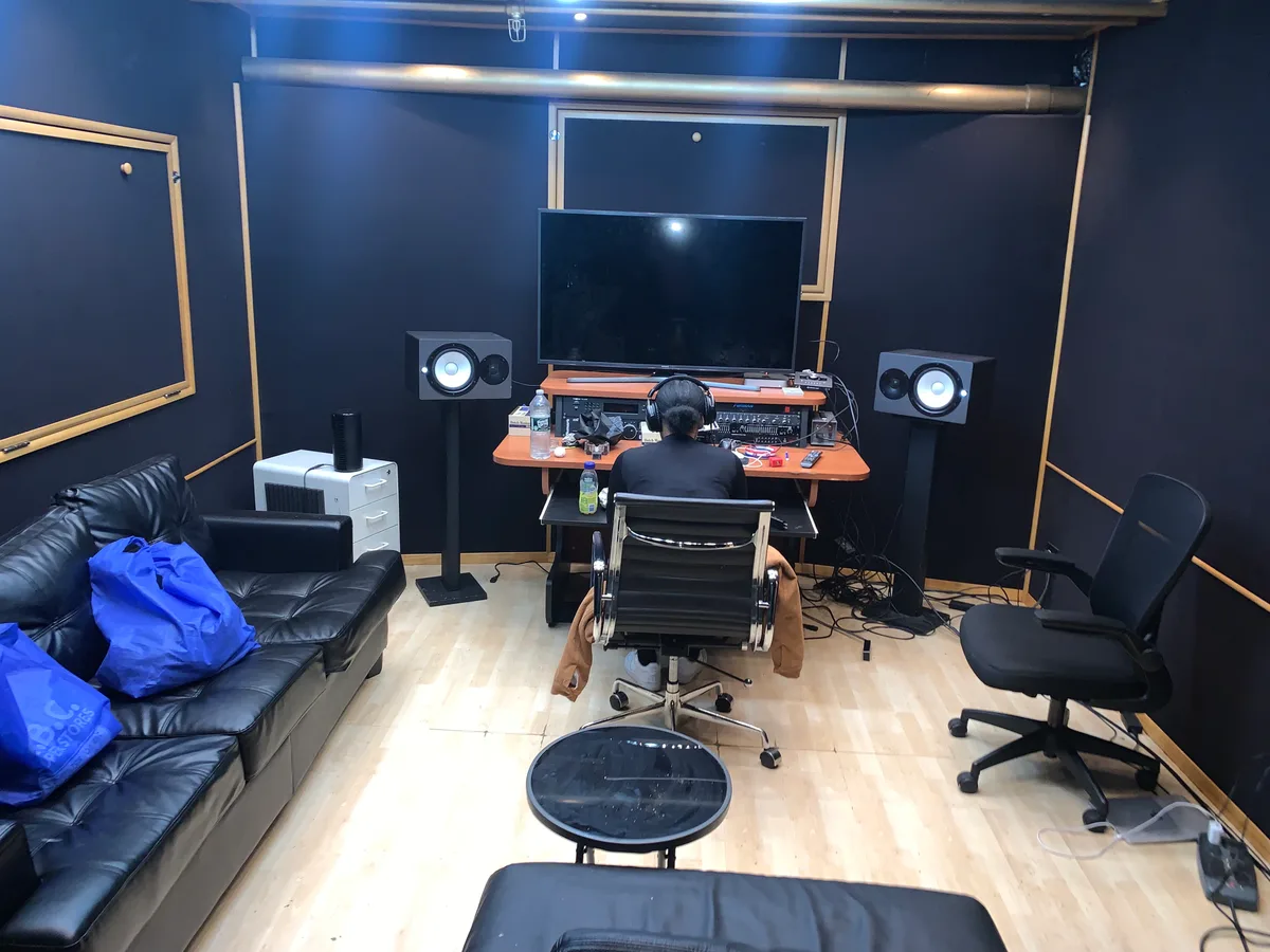 Versatile Music Recording Studio and Event Space, 93 sqm, photo shoot, pop-up rental in Brooklyn