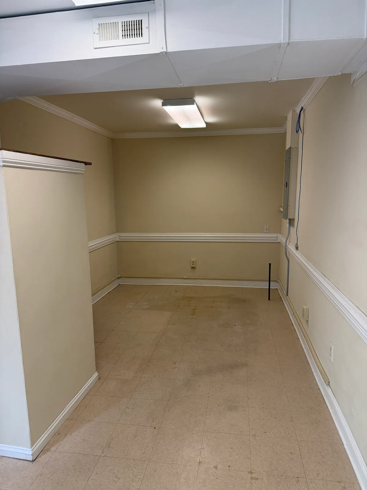 Versatile Office Space with Open Floorplan, 121 sqm, corporate event, pop-up rental in Kinston, interior view