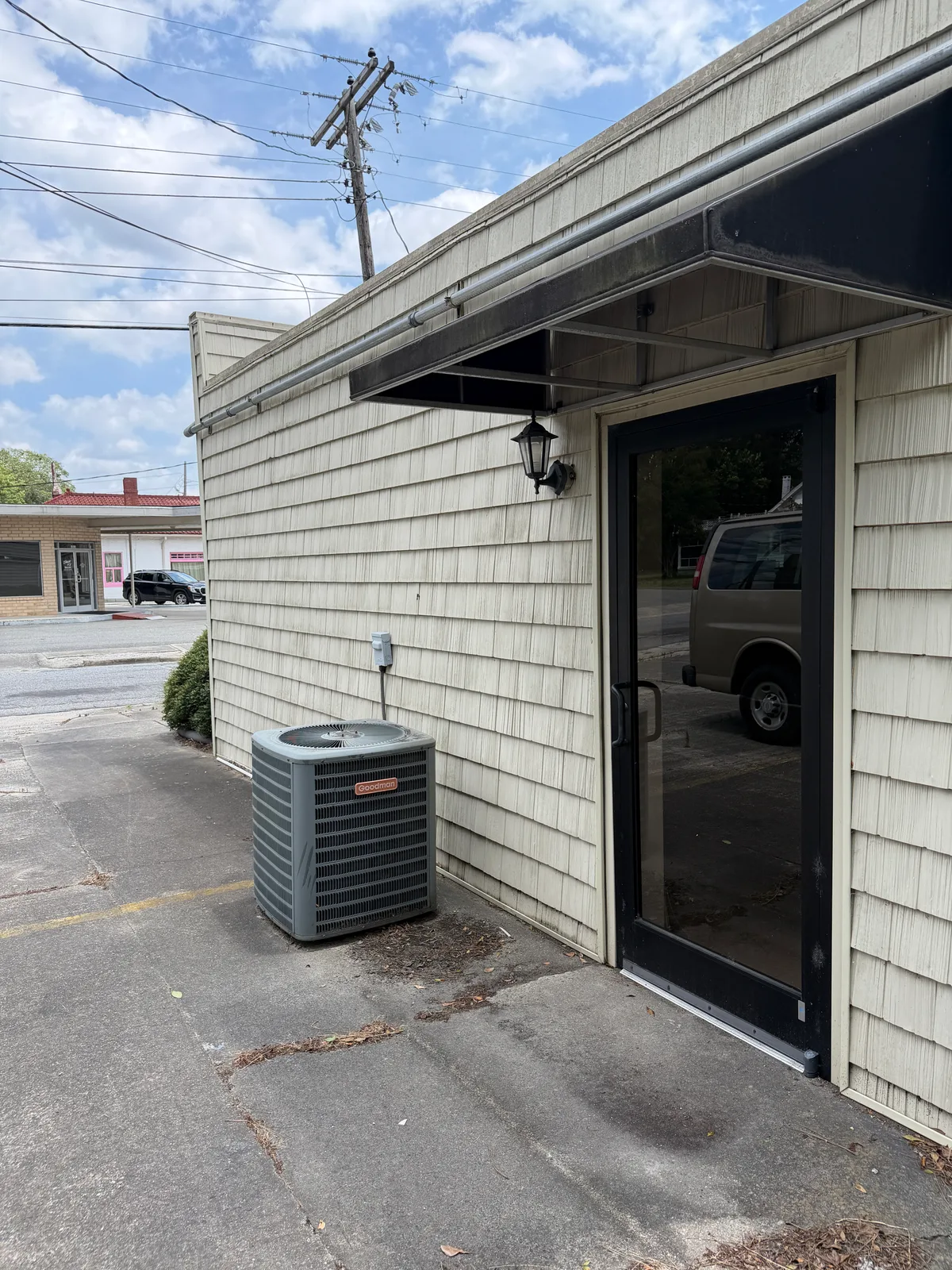 Versatile Office Space with Open Floorplan, 121 sqm, corporate event, pop-up rental in Kinston, third interior view