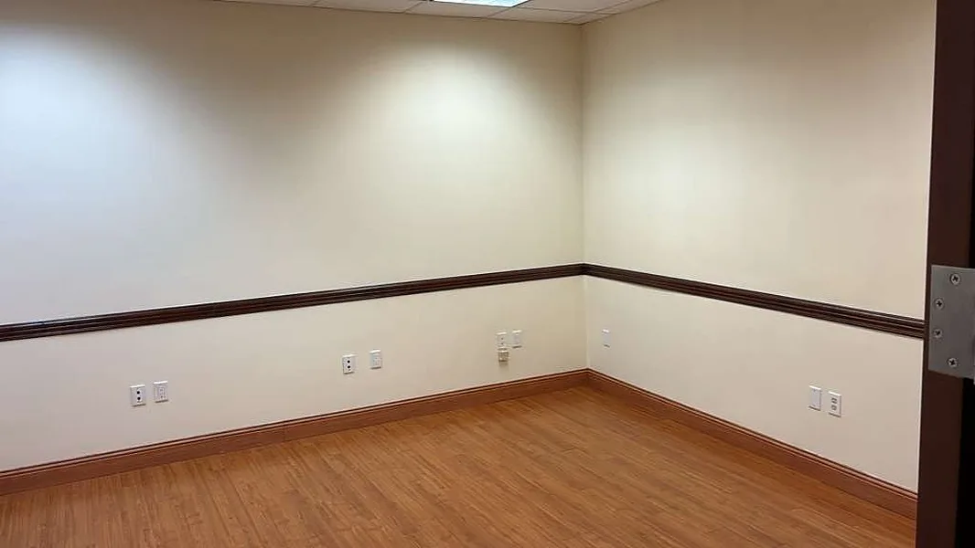 Versatile Office Space with Parking and Internal Privacy, 45 sqm, corporate event, pop-up rental in Weston, second interior…