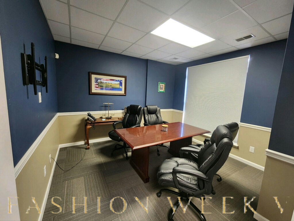 Versatile Office Spaces for Rent, 10 sqm, pop-up rental in Saint Matthews, additional interior view