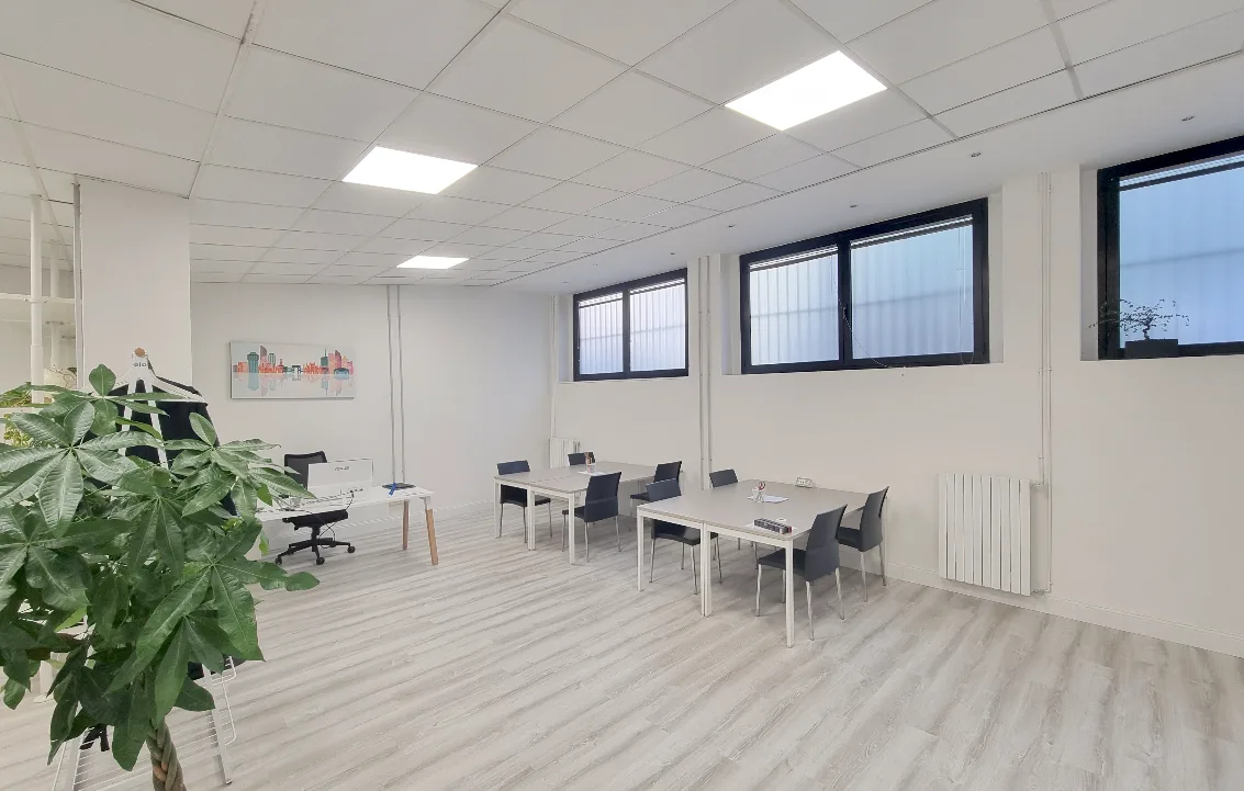 Versatile Open Space for Meetings and Events, 100 sqm, corporate event, pop-up rental in Sesto San Giovanni, interior view