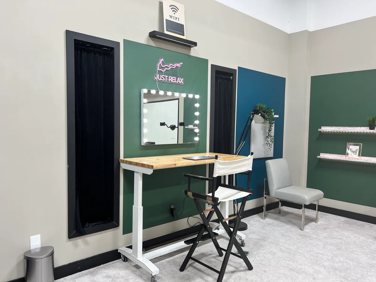 Versatile Photo Studio Loft with Unique Amenities, 84 sqm, photo shoot, pop-up rental in Atlanta, additional interior view