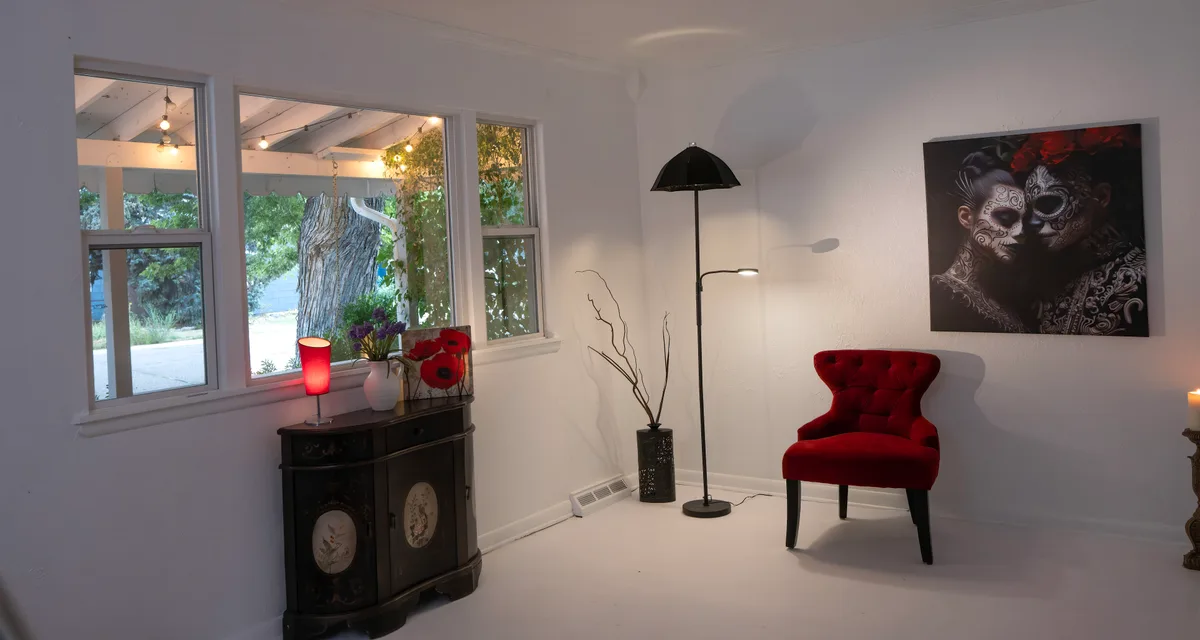 Versatile Photography and Content Production Studio, 93 sqm, photo shoot, pop-up rental in Littleton
