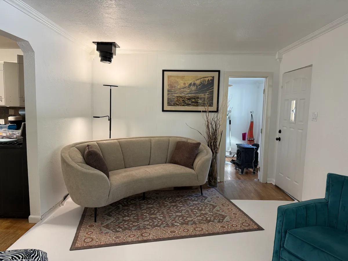 Versatile Photography and Content Production Studio, 93 sqm, photo shoot, pop-up rental in Littleton, interior view