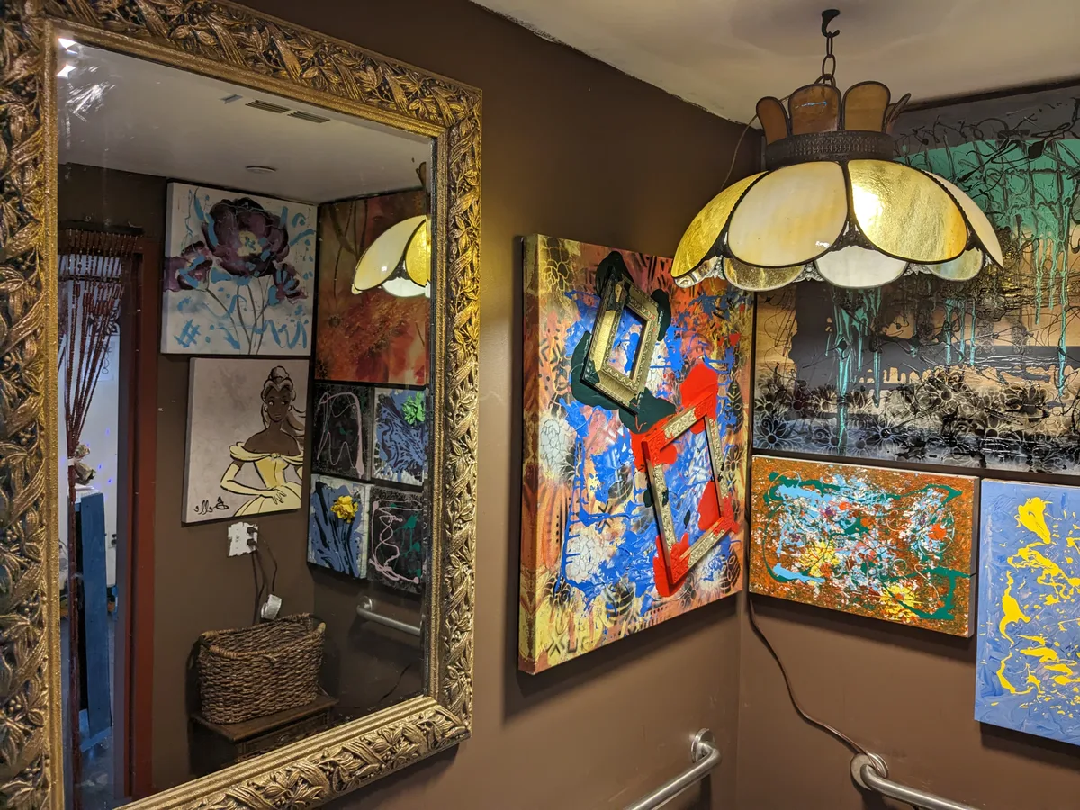 Versatile Photography and Event Space in Newark, 112 sqm, photo shoot, pop-up rental, second interior view