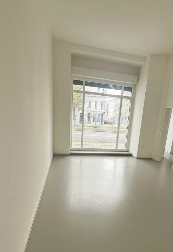 Versatile Pop-Up and Gallery Space on Torstraße, 90 sqm, pop up store in Berlin